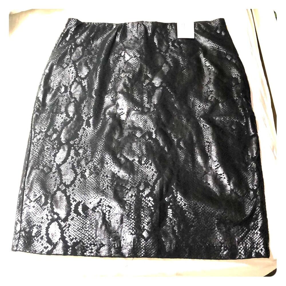 Carmen Marc valvo Black pencil skirt 14-16 NWT